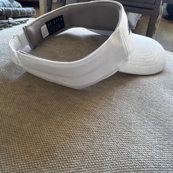 US Open Collection Undated Court Performance Visor - White - New without Tags - Picture 6 of 11